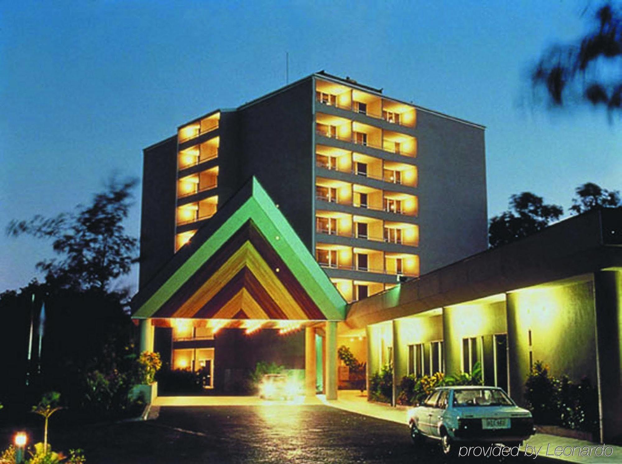 Holiday Inn & Suites Port Moresby By Ihg Екстериор снимка