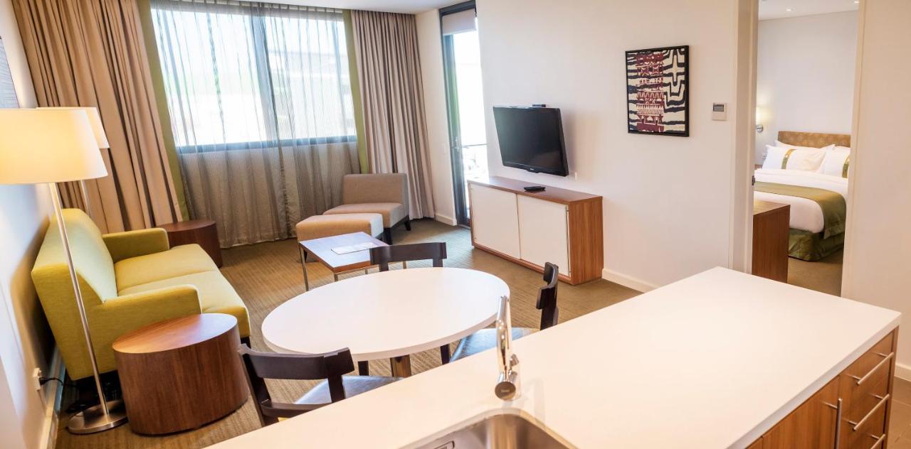 Holiday Inn & Suites Port Moresby By Ihg Екстериор снимка