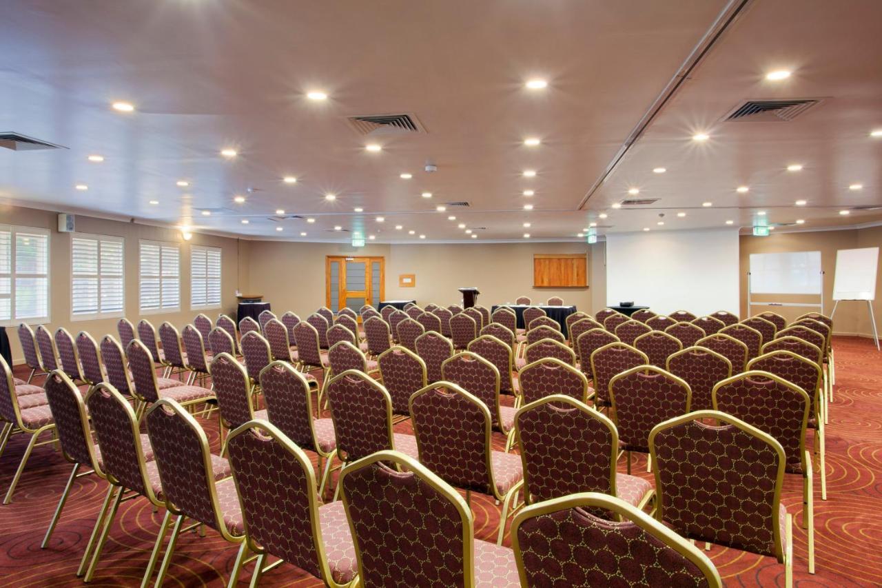 Holiday Inn & Suites Port Moresby By Ihg Екстериор снимка
