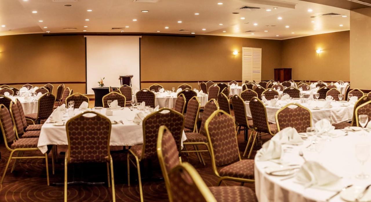 Holiday Inn & Suites Port Moresby By Ihg Екстериор снимка